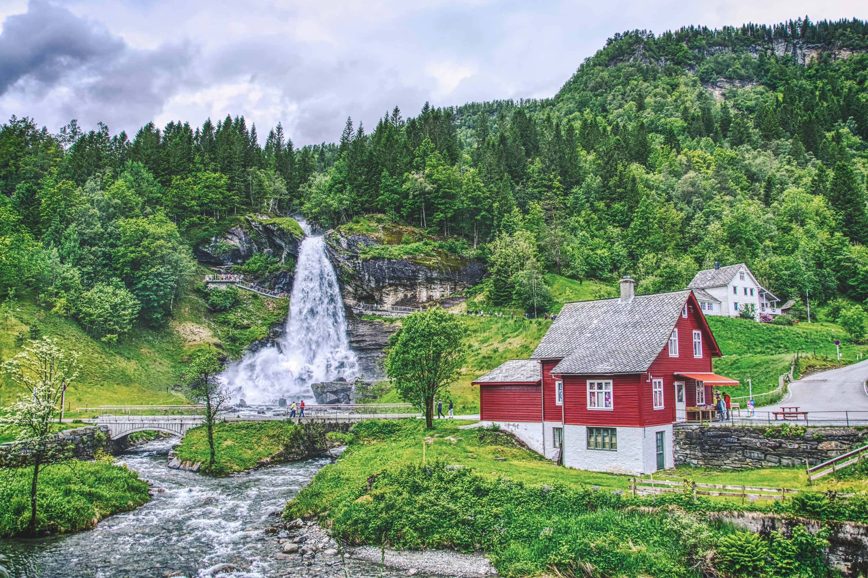 Steinsdalsfossen in Norwegen